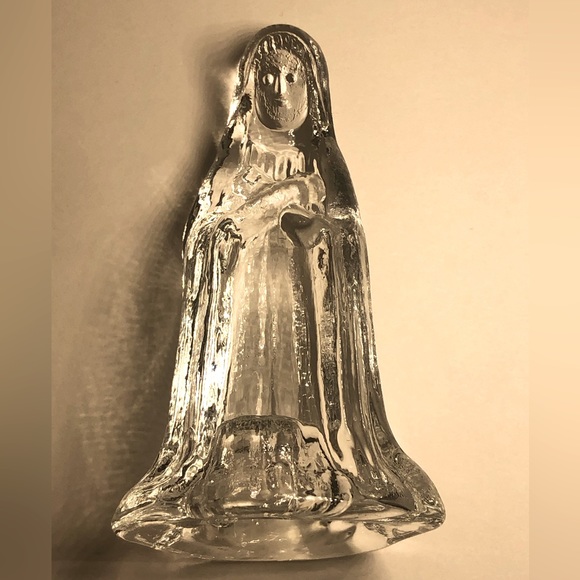 Crystal Nativity Set - Picture 7 of 15